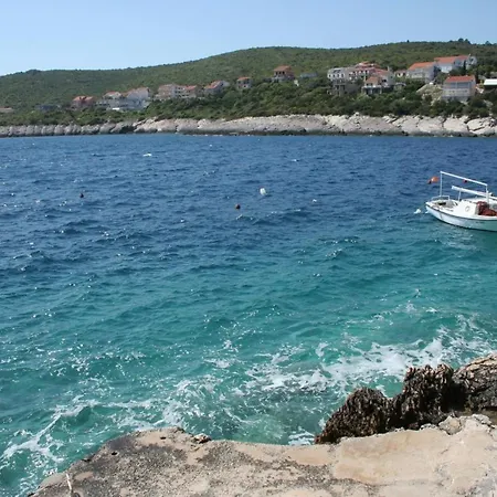Апартаменты With Parking Space Zavalatica, Korcula - 9690 Завалатица